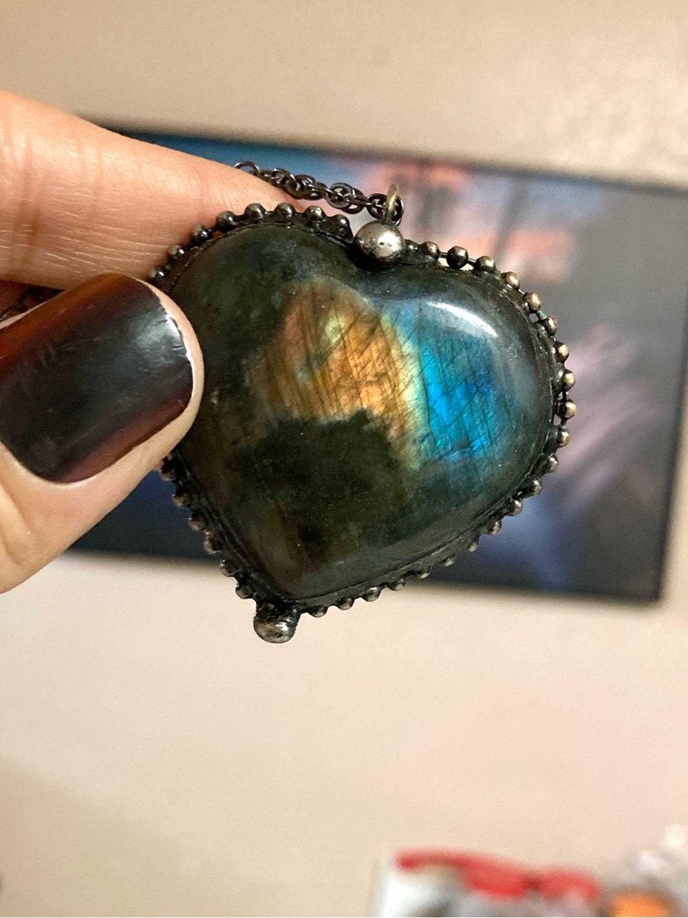Genuine iridescent labradorite gemstone heart shape charm boho choker necklace . - Picture 4 of 10